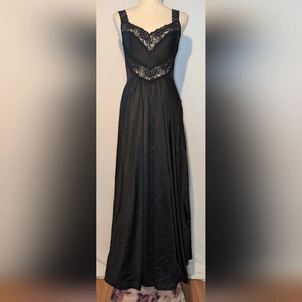 Undercover Black Lace Chemise